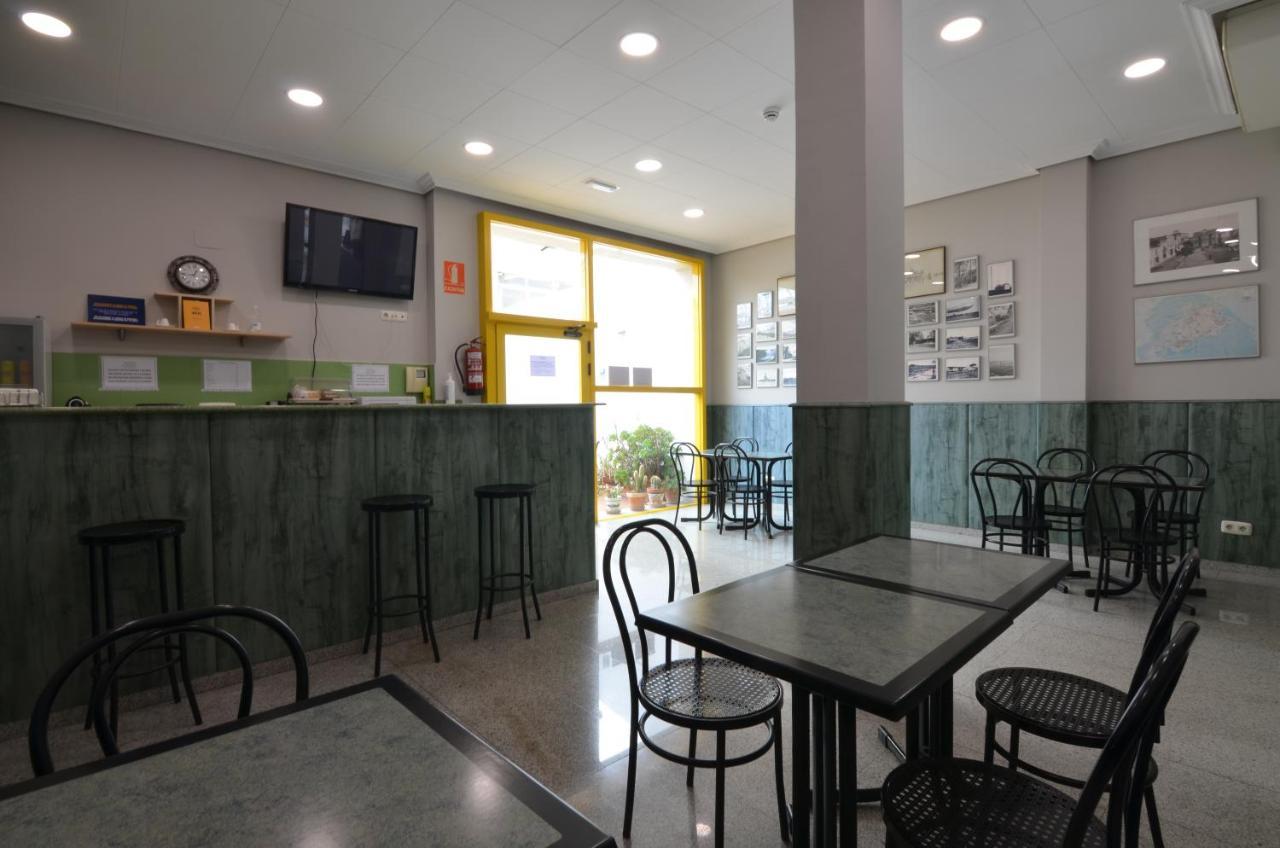 Hotel Blauet El Prat de Llobregat Buitenkant foto
