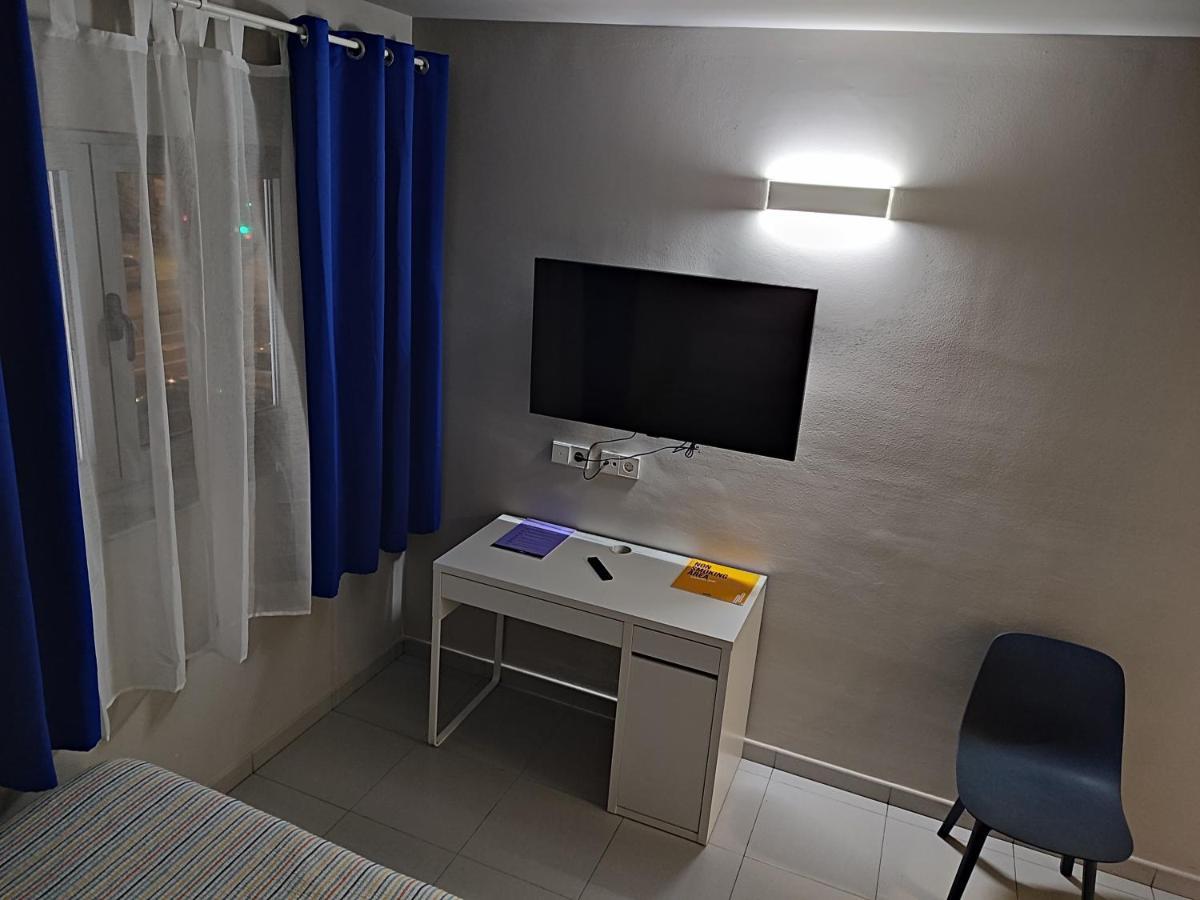Hotel Blauet El Prat de Llobregat Buitenkant foto