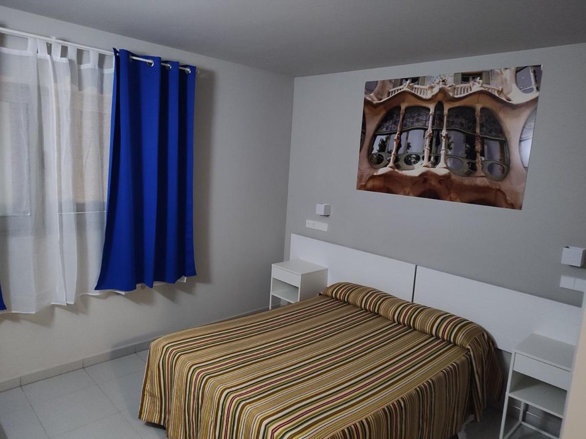 Hotel Blauet El Prat de Llobregat Buitenkant foto
