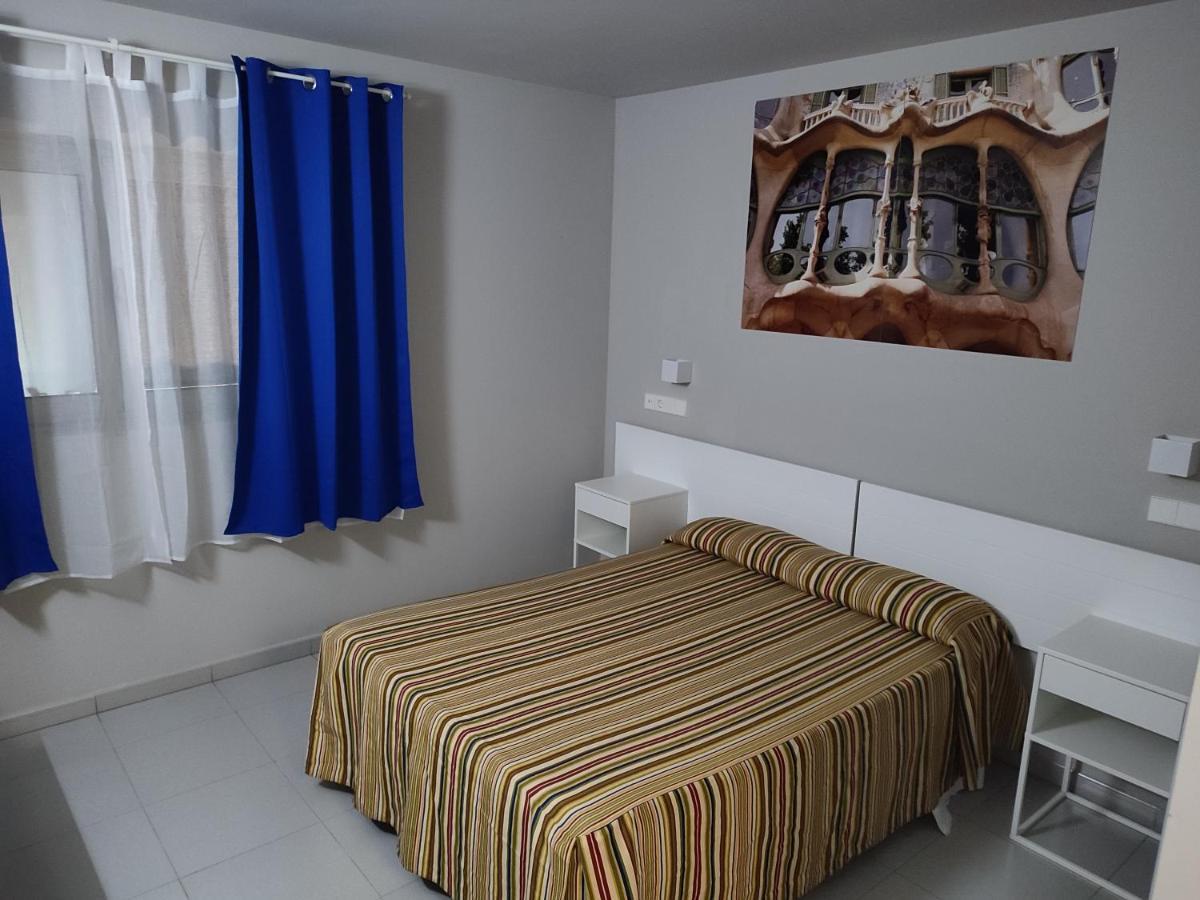 Hotel Blauet El Prat de Llobregat Buitenkant foto