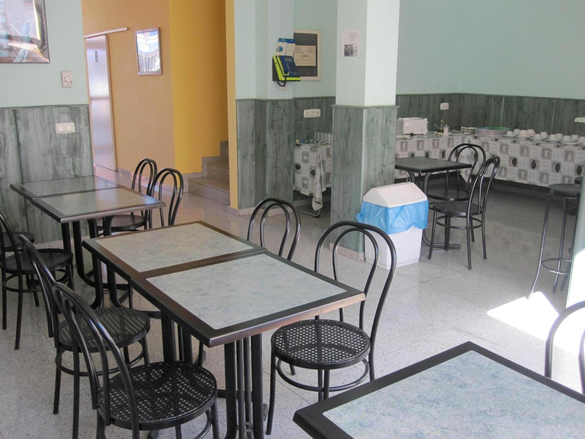 Hotel Blauet El Prat de Llobregat Buitenkant foto