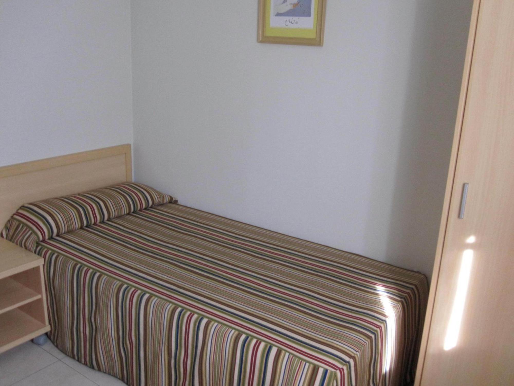 Hotel Blauet El Prat de Llobregat Buitenkant foto